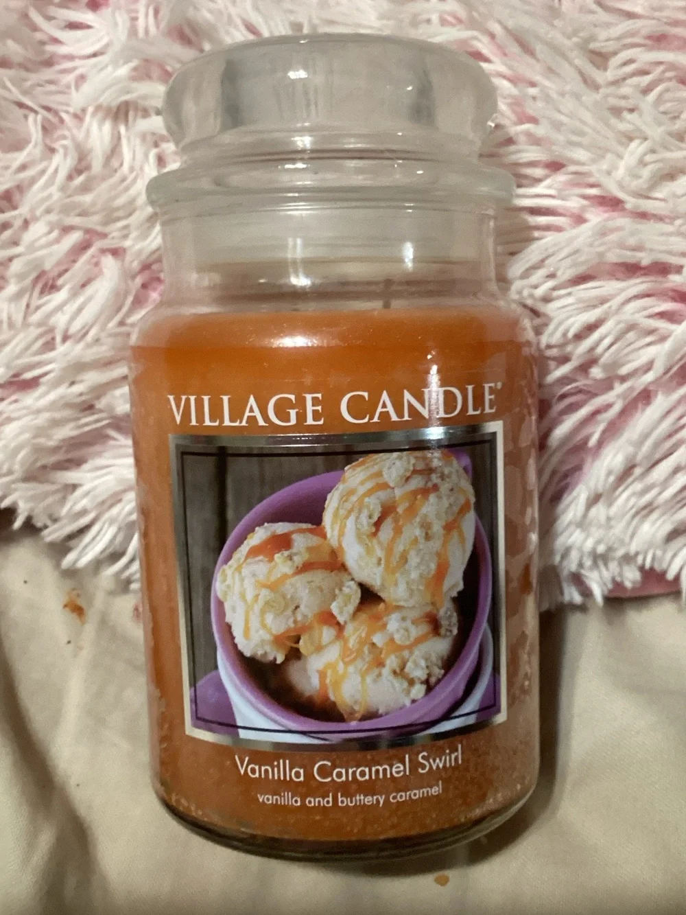 Vanilla Caramel Swirl Scented Jar Candle
